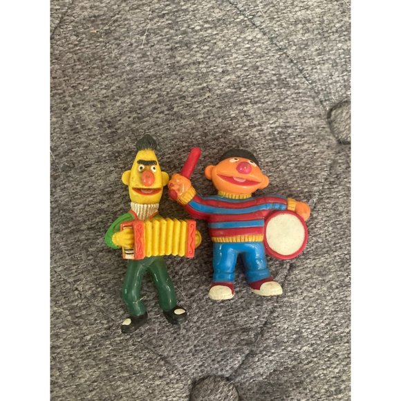1982 Tara toy vintage bert and Ernie figures - Picture 1 of 1
